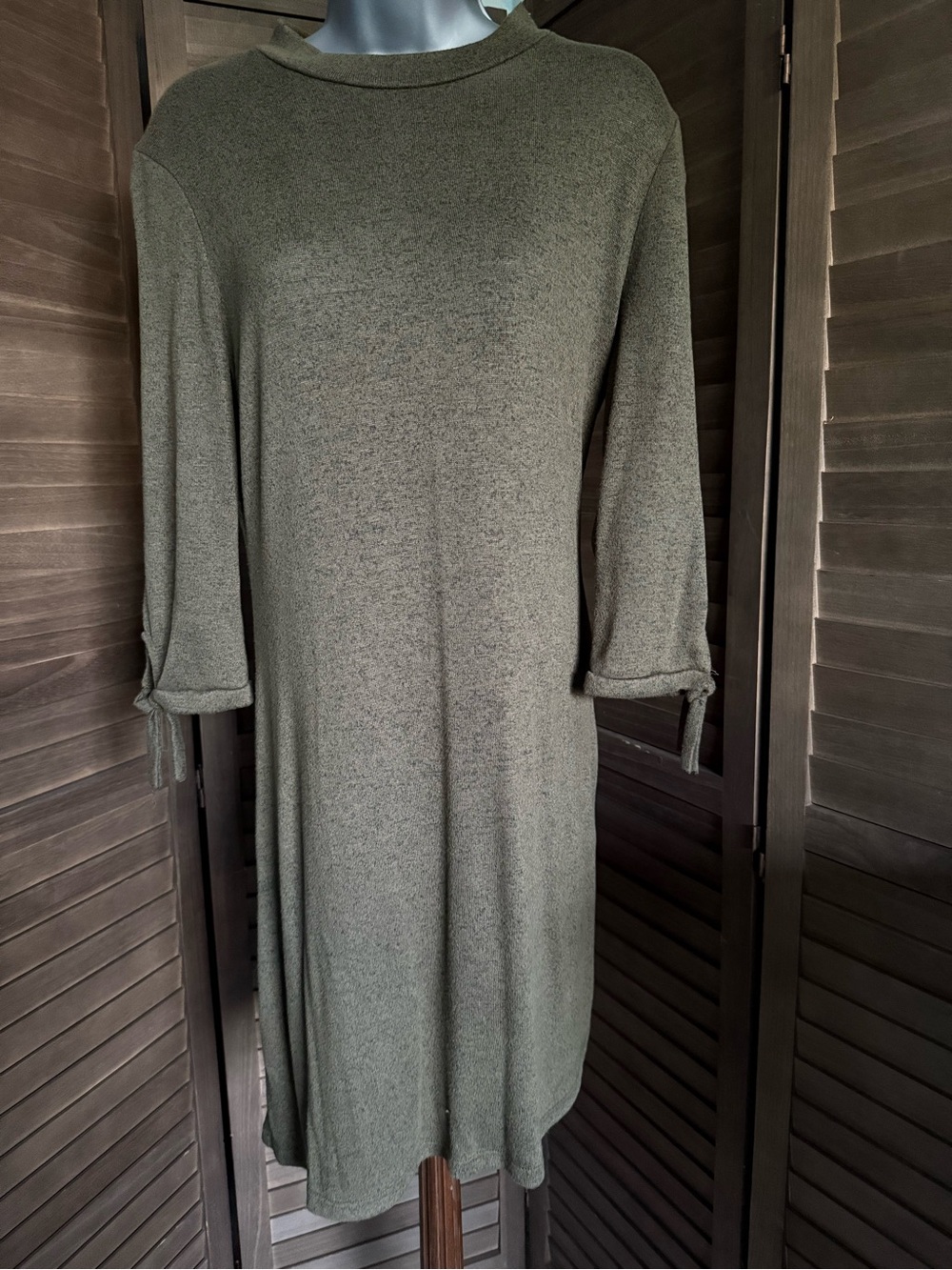 Women’s Olive Green Knit Shift Dress
